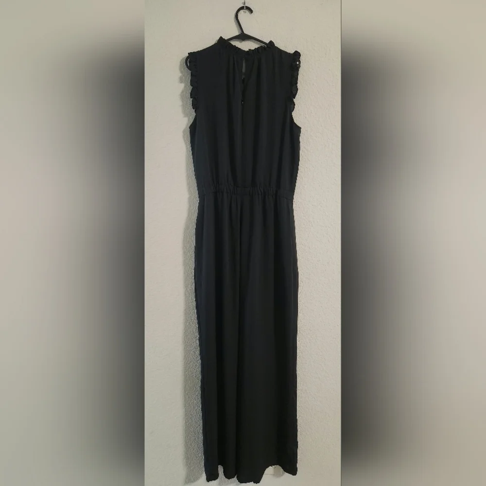 J. Crew Women’s Ruffleneck Sleeveless Jumpsuit in Black size 4